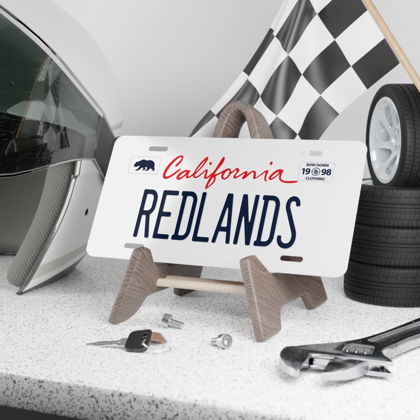 REDLANDS White Vanity Plate